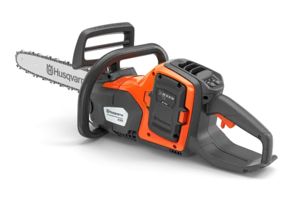 Husqvarna 230i cu acumulator și încărcător